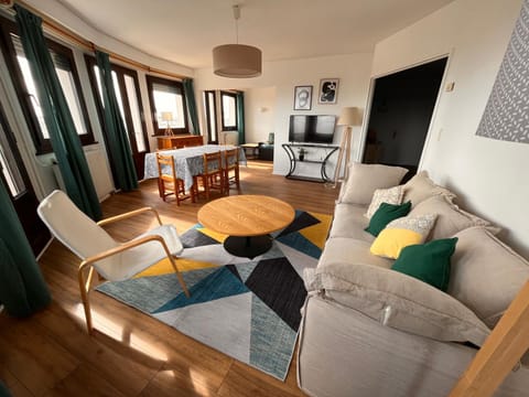 Appartement lumineux centre ville Apartment in Centre-Val de Loire