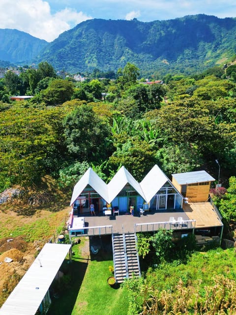 Mundo Abu San Juan La laguna Campground/ 
RV Resort in Sololá Department