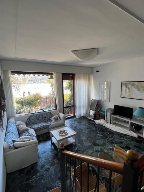 TV and multimedia, Living room, Sea view