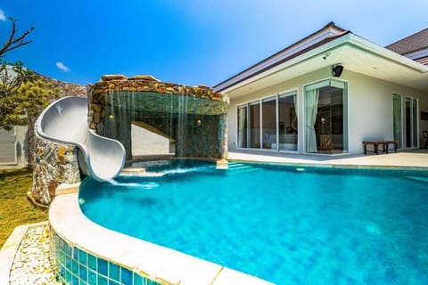 Luxury 7 Bedroom Pool Villa! (WL67) Villa in Hua Hin District