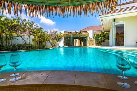 Luxury 7 Bedroom Pool Villa WL67 Chalet in Hua Hin District