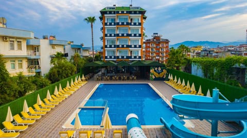 Property building, Pool view, Swimming pool