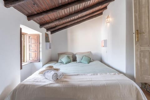 Casa Carina Espiche Bed and Breakfast in Luz