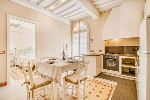 Casa Il Cortile - Close To Centre Siena - Happy Rentals Condominio in Siena