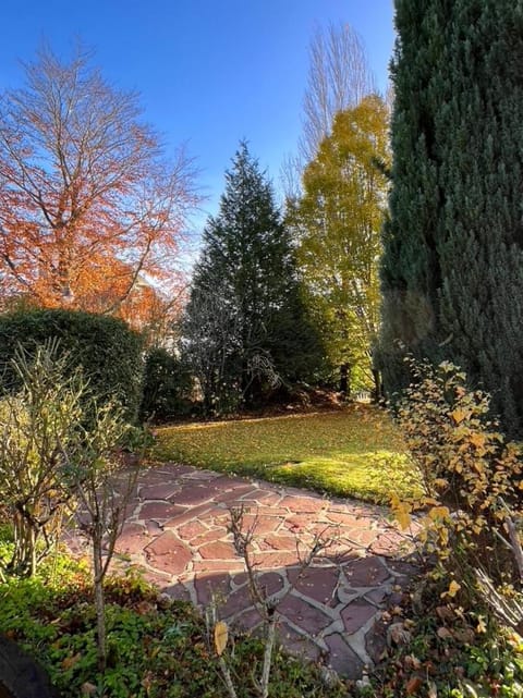 Day, Garden, Balcony/Terrace, Autumn, Garden view