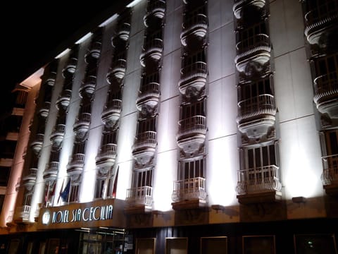 Property building, Facade/entrance