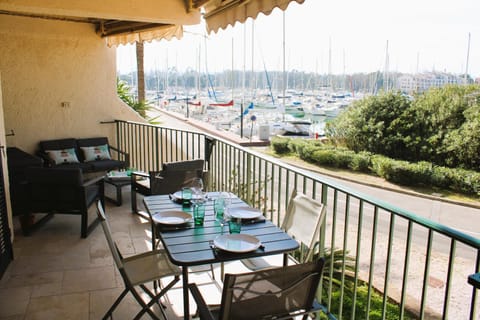 Patio, View (from property/room), Balcony/Terrace