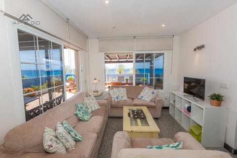 Duplex Beachfront Andres Segovia Condo in La Herradura