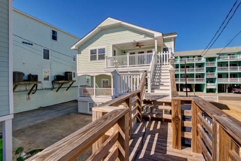 The Middle Unit at the Cottages Villa in Carolina Beach