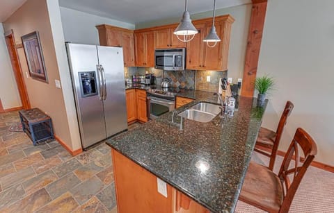 Large Upscale Condo with Full Kitchen Ski Silver Mountain Beautiful Views Eigentumswohnung in Kellogg