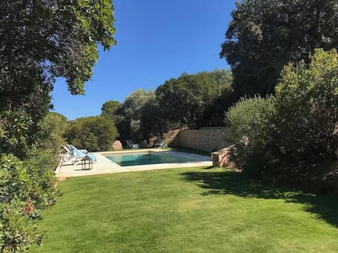 Holiday home with swimming pool Maison in Cavalaire-sur-Mer