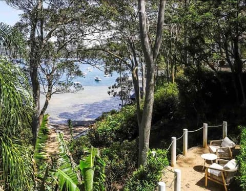 Sydney’s Northern Beaches Waterfront Paradise Haus in Pittwater Council