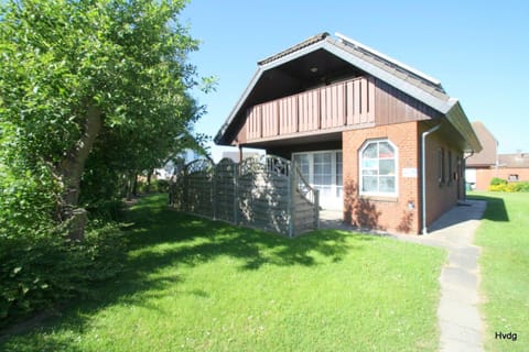 Property building, Day, Garden view