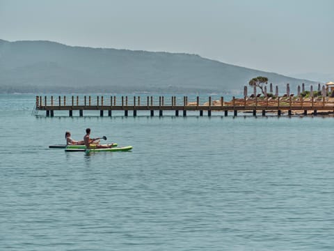 Day, People, Natural landscape, Activities, Sea view