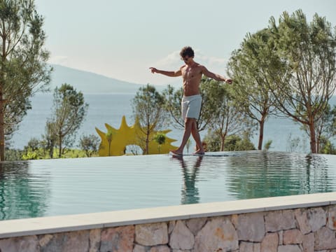 Day, People, Natural landscape, Mountain view, Swimming pool