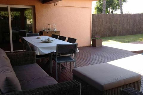 Casa acogedora y confortable Vacation rental in Baix Penedès