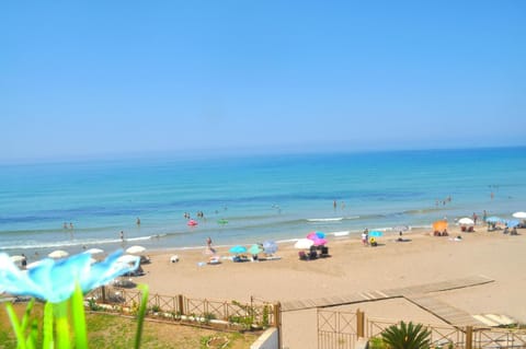 Children play ground, Garden, View (from property/room), Balcony/Terrace, Beach