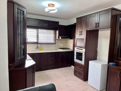 Kitchen or kitchenette, minibar, oven, pet friendly, stove