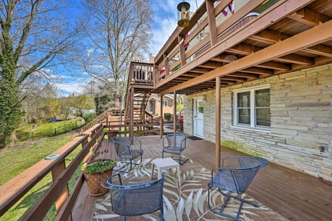 Cozy Bryson City Vacation Rental with Mountain Views Haus in Bryson City