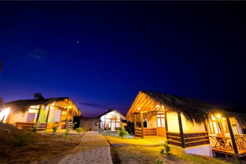 Morphia Bungalow House in Canoas de Punta Sal