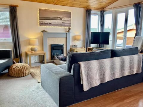 Beautiful 3-bed Coastal Lodge Natur-Lodge in Ilfracombe