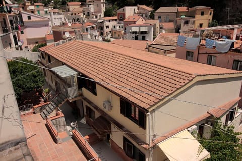 Inner courtyard view