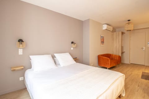 LE COURSARLON Apartment hotel in Bourges