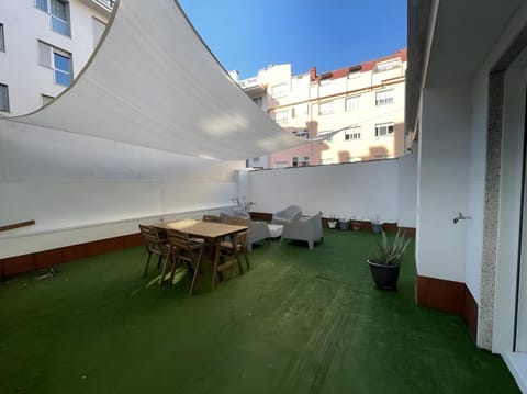 Off site, Balcony/Terrace