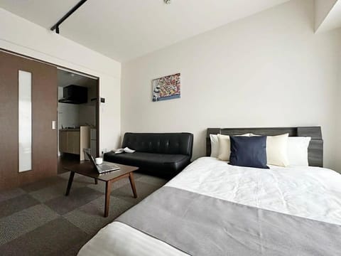 bHOTEL Nagomi - Well-Furnished with balcony Apt for 3 Ppl Maison in Hiroshima