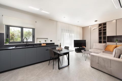 30 Senses Luxury Apartment Insight Apartment in Ialysos