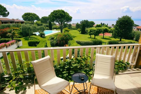 Day, Garden, View (from property/room), Balcony/Terrace, Garden view, Lake view, Lake view, Pool view, Swimming pool