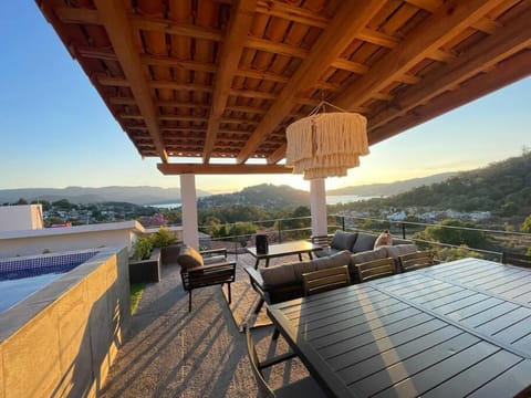 Natural landscape, View (from property/room), Dining area, Mountain view