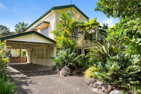 Property building, Garden view