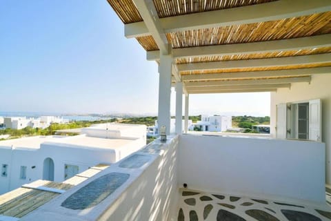 Coral Villa with 4 bedrooms in Paros House in Paros, Greece