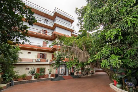 Property building, Garden view