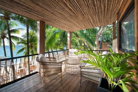 View (from property/room), Balcony/Terrace, Seating area, Garden view, Sea view