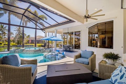 Luxury in Collingswood House in Marco Island