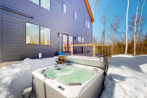 On Mountain Time House in Carrabassett Valley