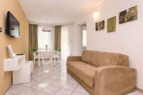 Apartments in Umag - Istrien 12070 Apartment in Monterol