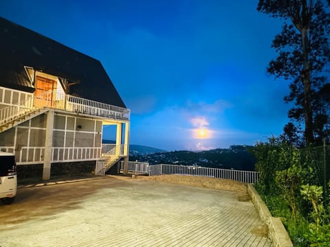 Property building, Night, Natural landscape, View (from property/room), Balcony/Terrace, Mountain view