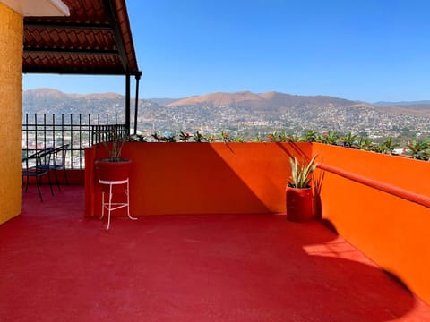 View (from property/room), Balcony/Terrace, Mountain view