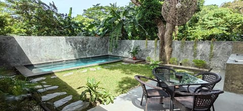 Calao Villa, Solar Villa 2 rooms with Private Pool House in El Nido