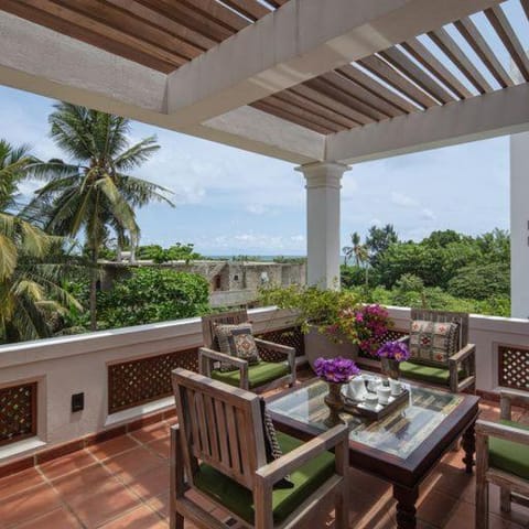 Patio, View (from property/room), Balcony/Terrace, Seating area