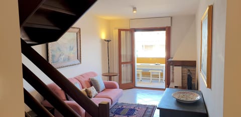 Balcony/Terrace, Living room