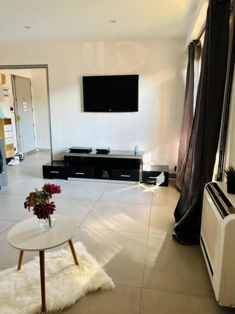 Charmant T2 55m2 4P [Circuit du Castellet /Plages] Apartment in Le Beausset