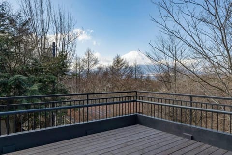 tj resort YAMANAKAKO Luxury large villa with Mt. Fuji, Sauna BBQ Max 25 Villa in Kanagawa Prefecture