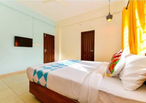 Super OYO Flagship 80975 Classic Stay Hotel in Kozhikode