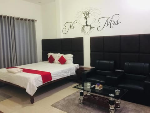 EZ Guesthouse Bed and Breakfast in Phnom Penh Province