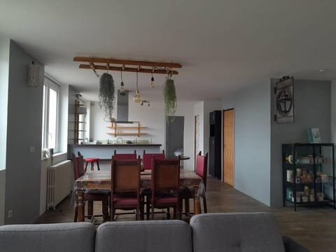 Grand appartement paisible et confortable Apartment in Lannion