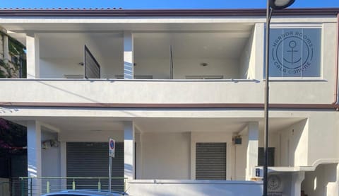 Property building, View (from property/room), Balcony/Terrace